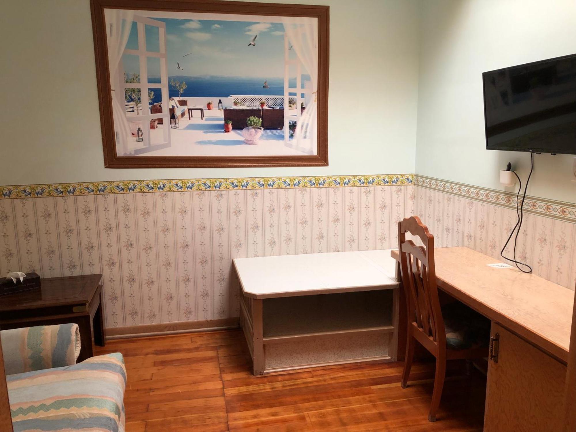 Heritage Place Hotel Gravelbourg Экстерьер фото