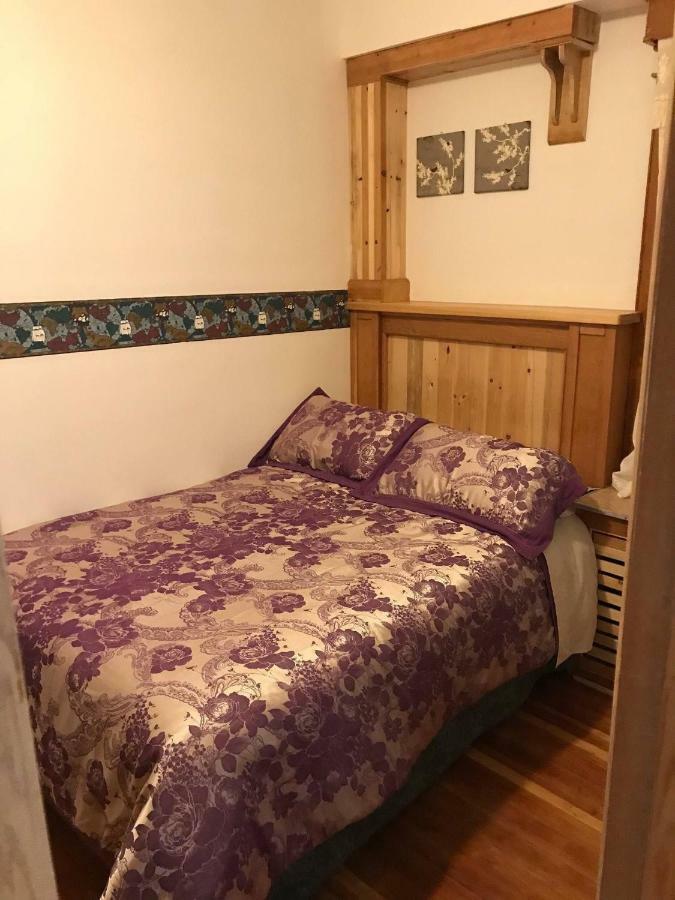 Heritage Place Hotel Gravelbourg Экстерьер фото
